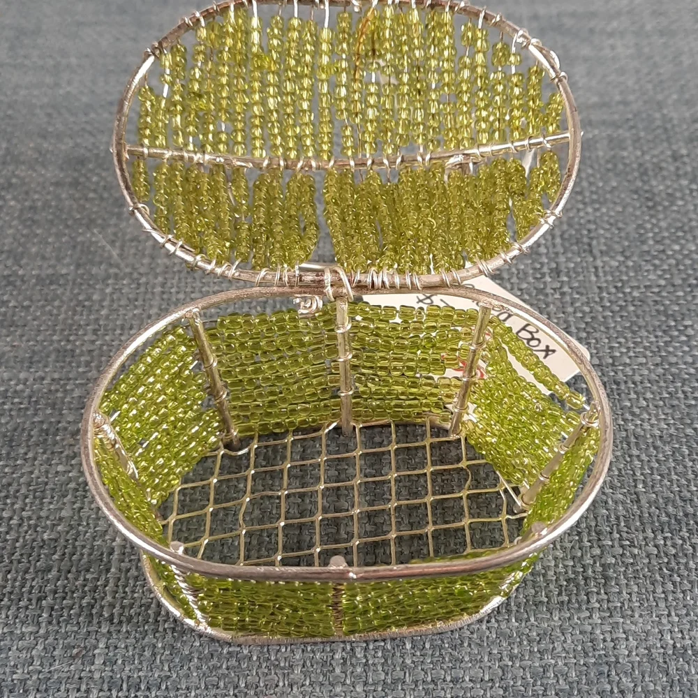 Handmade Beaded Box Ring Jewelry Tooth Fairy Gift Lime Green Hinged 6 piece set